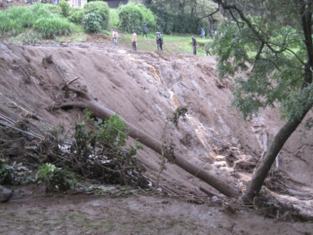 The signs of the wave of material left behind.